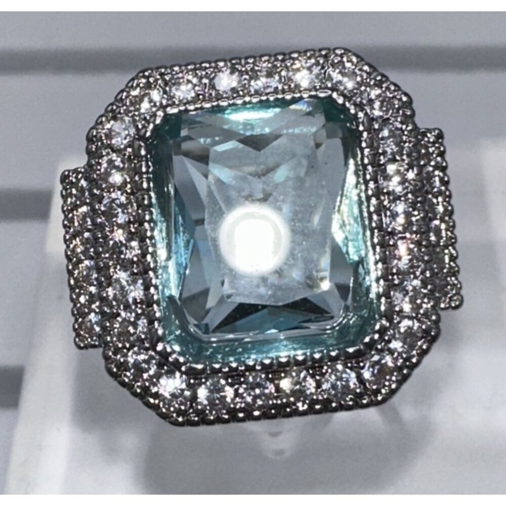 Aquamarine Cubic Zirconia White Crystal Ring Size 7 - Picture 2 of 16